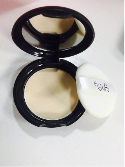 遮瑕控油最好用的粉饼,花西子防水定妆粉饼控油遮瑕干皮