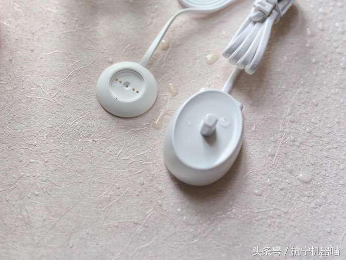 改变刷牙方式?只要一支OcleanOne智能牙刷就可以了