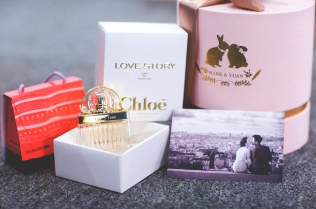 圣诞节最适合送女生点什么礼物,圣诞节都送女孩子什么礼物合适