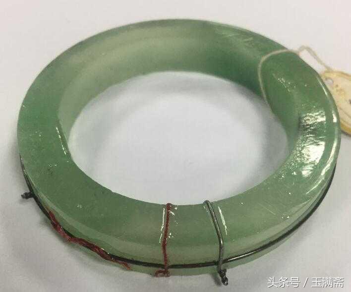 用哪种紫光灯鉴别b货翡翠,快速鉴别翡翠a和b