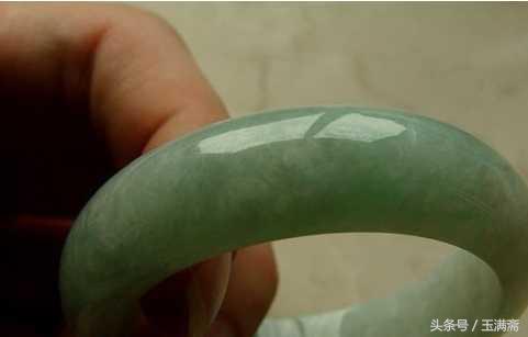 用哪种紫光灯鉴别b货翡翠,快速鉴别翡翠a和b