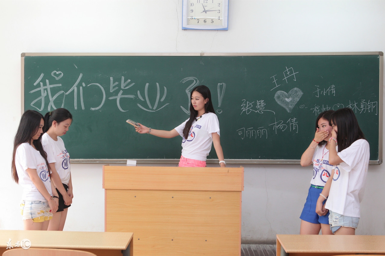 吊装设备安装全过程,吊装方案和现场布置符合施工规范