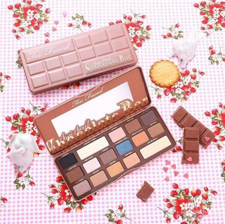 不画眼影的妆容奇怪吗,什么妆都可以画的眼影盘推荐