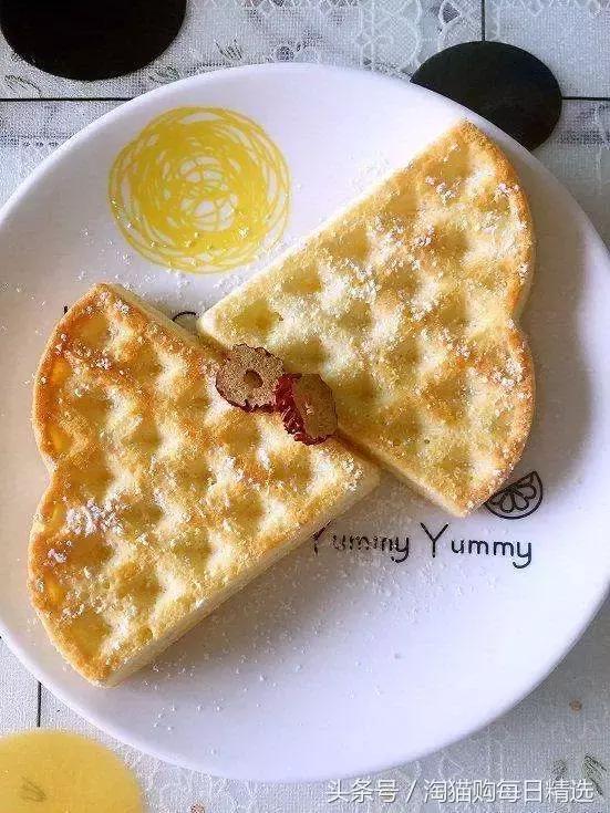 好看又好吃又简单的华夫饼做法,华夫饼加点料香酥软糯又美味