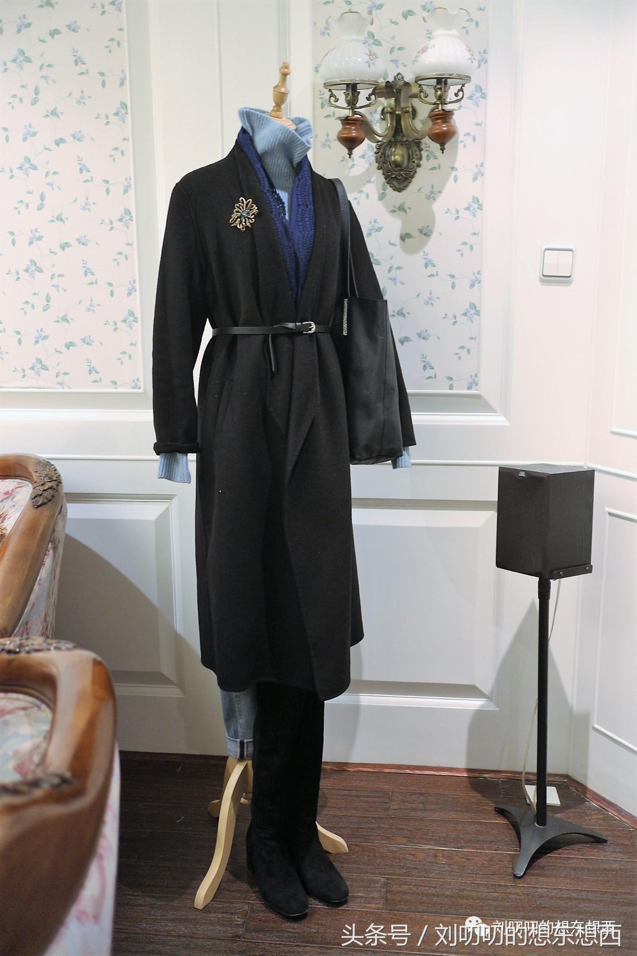 黑look搭配轻松随意,一日一look内搭图片