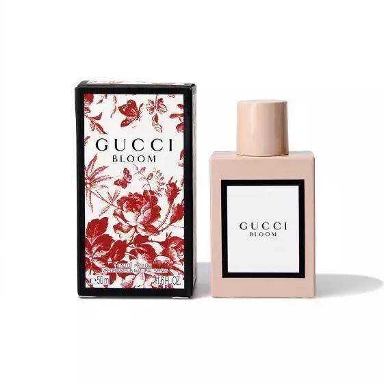 圣诞节送什么礼物给女友最实用,圣诞节送什么礼物给女友实用