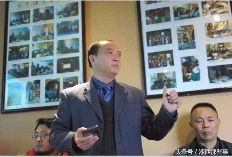 35岁，不想虚度人生，骑摩托车穿越青藏高原，写三本书还多次获奖