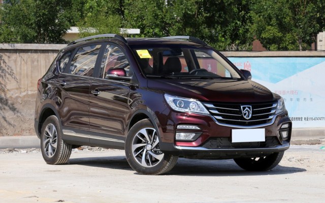 开大车回家过年！10万左右，热销7座SUV都在这了！