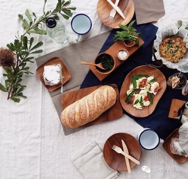 家里铺上一款高颜值桌布,卧室桌布高级感轻奢