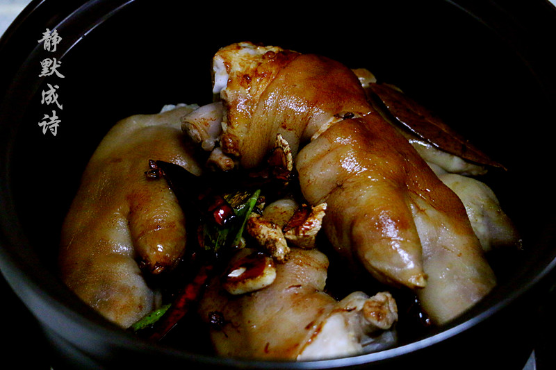 最火秘制酱香猪蹄好吃特点,秘制猪蹄绝密配方