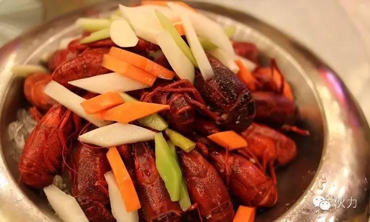 你要是醒着，整座城市陪你失眠 |武汉的11家深夜食堂