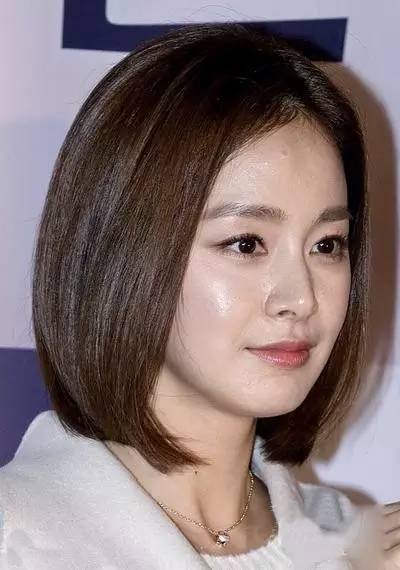 现在韩国中老年烫什么发型,韩国男发型2020流行发型