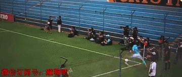 十大经典弧线进球,足坛十大弧线进球视频