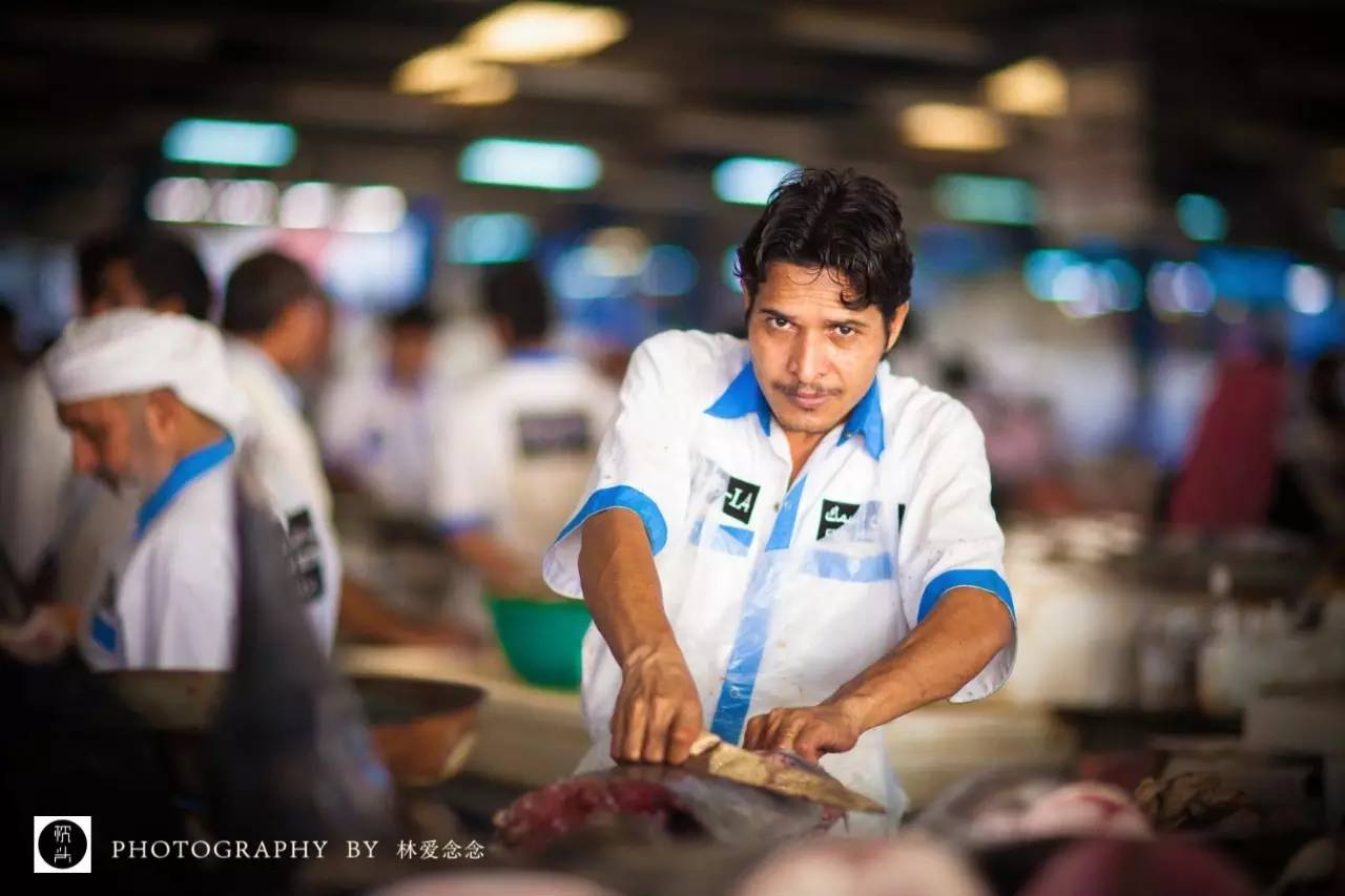 迪拜乞丐月入50万真的吗 (迪拜乞丐月收入高达47万元)