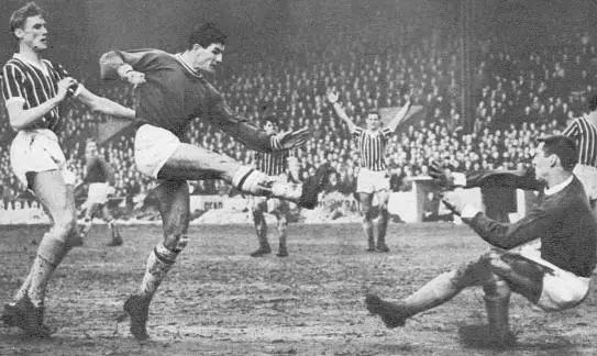 英超阿森纳2-0莱斯特城集锦,莱斯特城英超夺冠