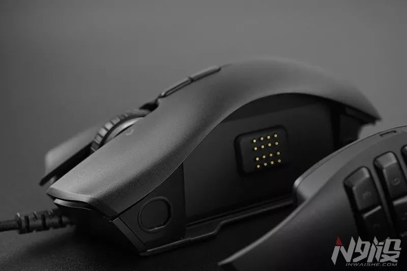 雷蛇那伽梵蛇进化版拆解,razer那伽梵蛇v2专业版