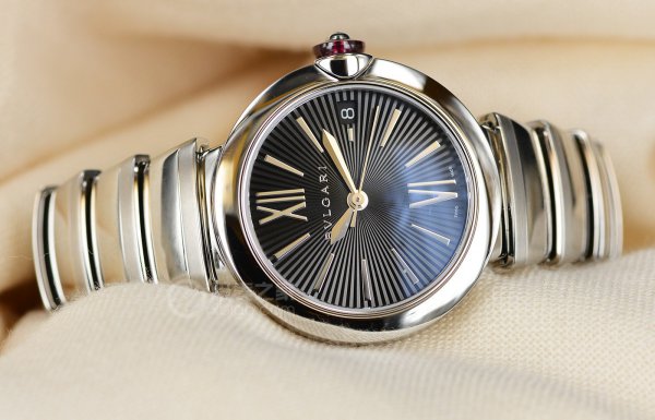 宝格丽推出新系列腕表,宝格丽全系列腕表