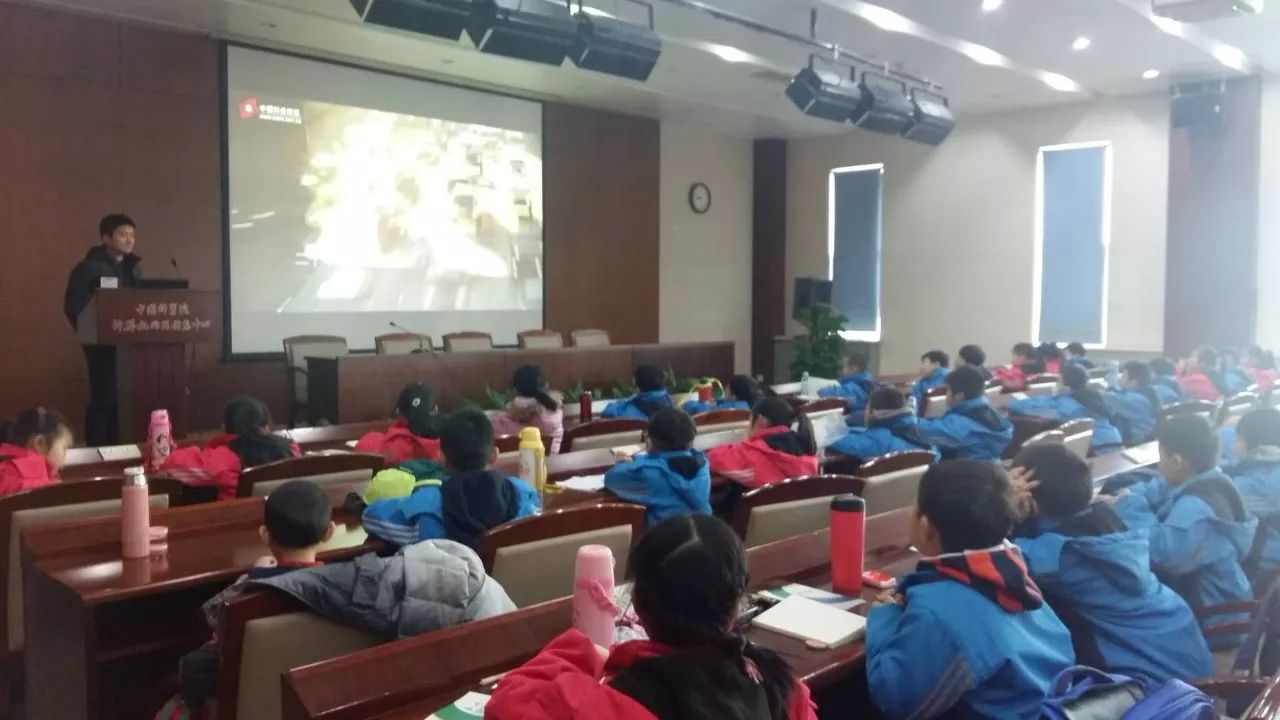 燕灵路小学课程,燕灵路小学科学小实验