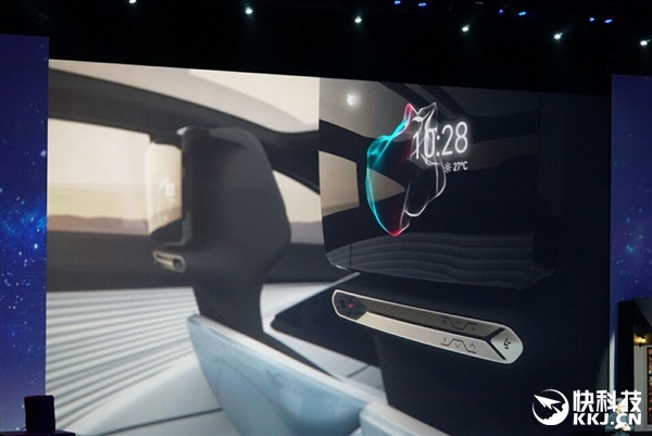 酷乐视苹果,电动汽车智能化展示