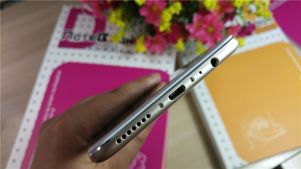 明明可以靠颜值偏偏你要拼实力,明明能靠脸偏偏拼才华