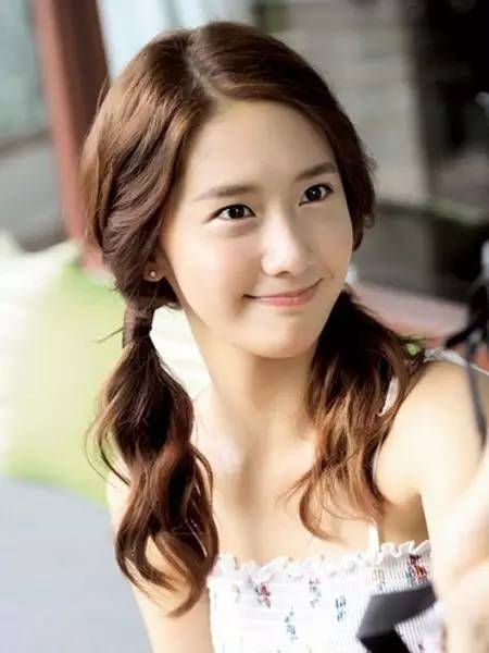 现在韩国中老年烫什么发型,韩国男发型2020流行发型