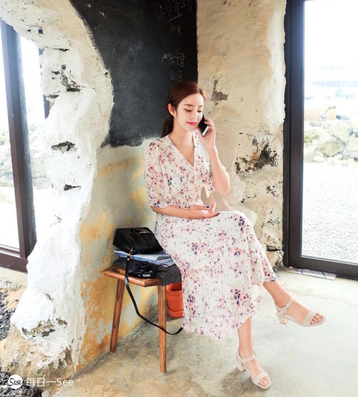 五一帮你搭：吊带裙PK碎花裙，去海边你更爱哪个？