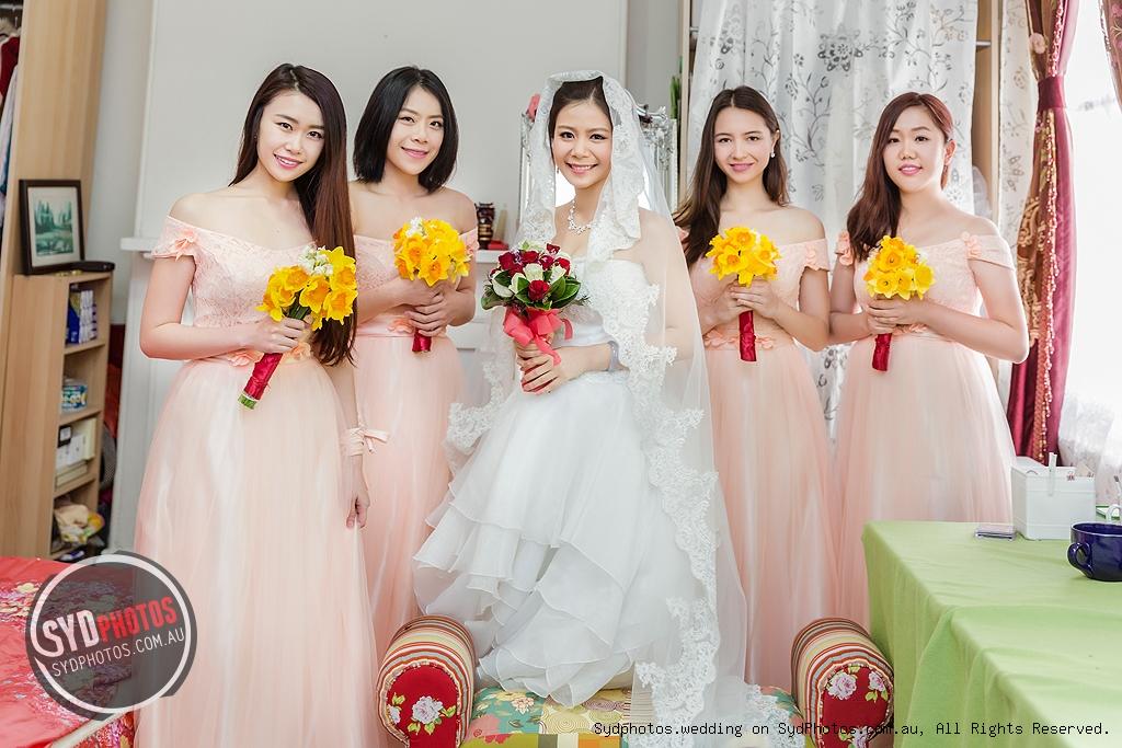 伴娘主持堵门开场白,伴娘堵门伴郎的回答