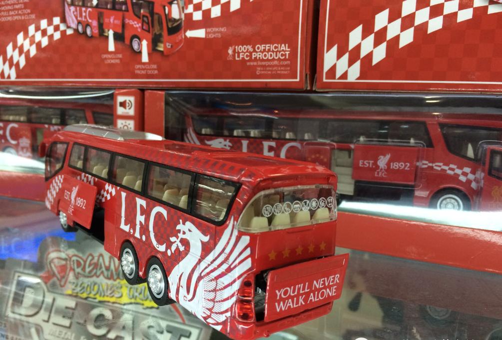 顶级俱乐部大巴,顶级球队大巴车