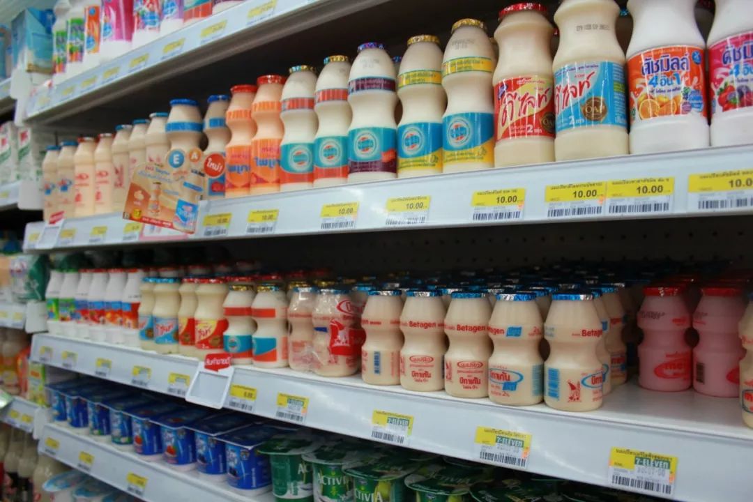 这个100毫升的红色瓶子，让企业生存了82年，厉害！