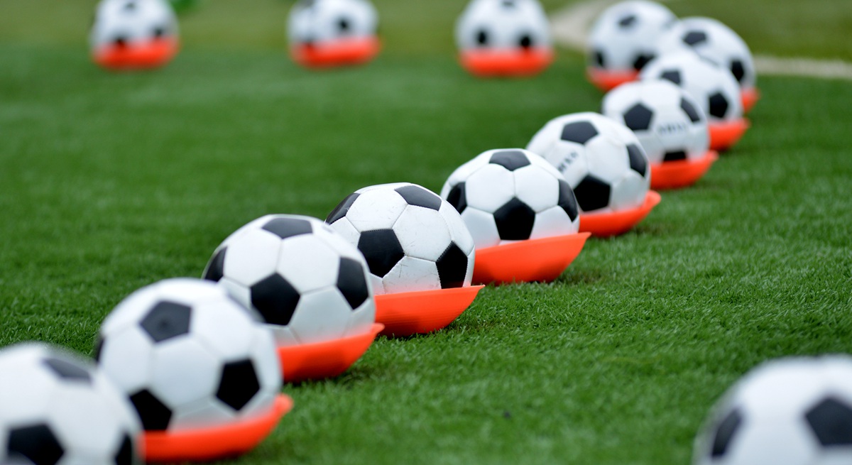 江苏太仓：“香花娃娃”显风采校园足球彰魅力