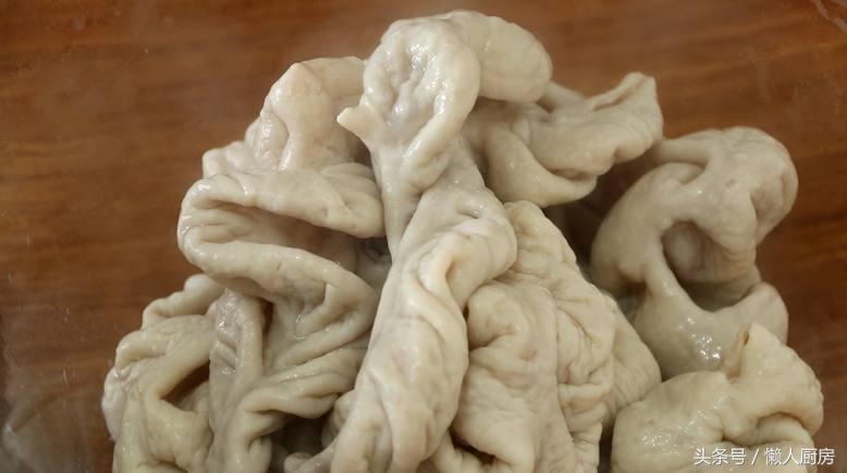 猪大肠怎么处理才能去异味,如何处理猪大肠异味