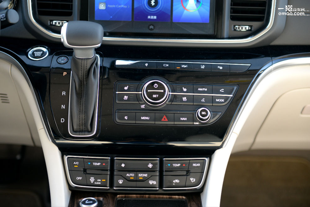 广汽传祺gm8和gl8油耗对比,性价比秒合资前辈试驾广汽传祺gm8