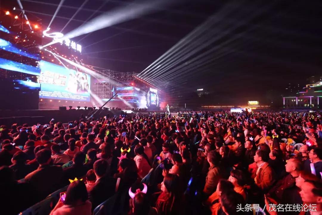 浠婂婕斿嚭鐜板満鍡ㄧ炕鍏ㄥ満,浠婂鍡ㄧ炕鍏ㄥ満鐜板満