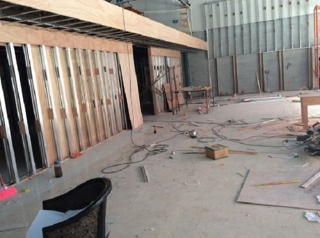 新房装修集成板还是原始的好,新房装修用集成板好还是碳晶板好