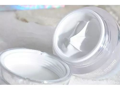 bb霜cc霜素颜霜气垫有什么区别,bb霜cc霜隔离霜素颜霜区别