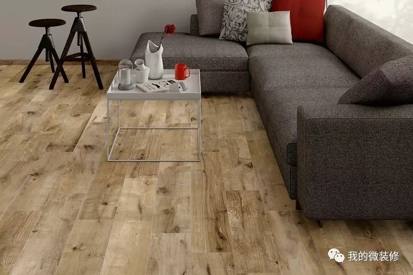 木地板？不，给我来全套瓷砖