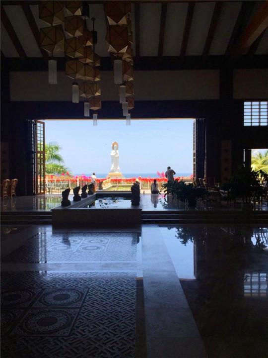 带着一家子来海边,带着一家子去旅游