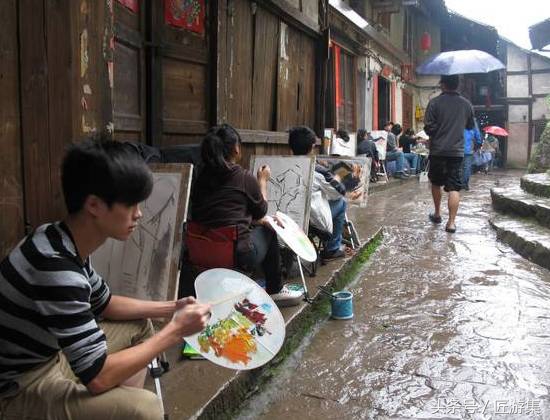 只羡仙市不羡仙，去这座千年古镇品古酒享盐帮美食