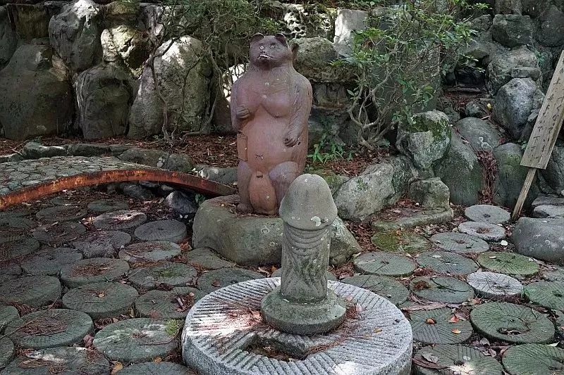 世界第一性资料馆什么的，还真的是很有意思啊