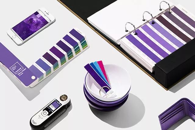 别再做百搭的人,别做一个廉价又百搭的人