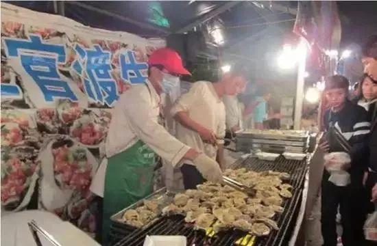 广西那良镇美食街,广西北海银滩美食街