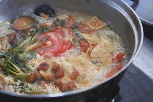 2017网红零食排行榜,网红零食无骨鸡爪小视频