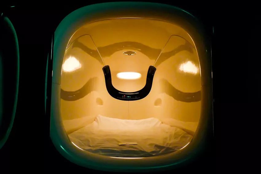 便宜胶囊酒店,各地的胶囊酒店