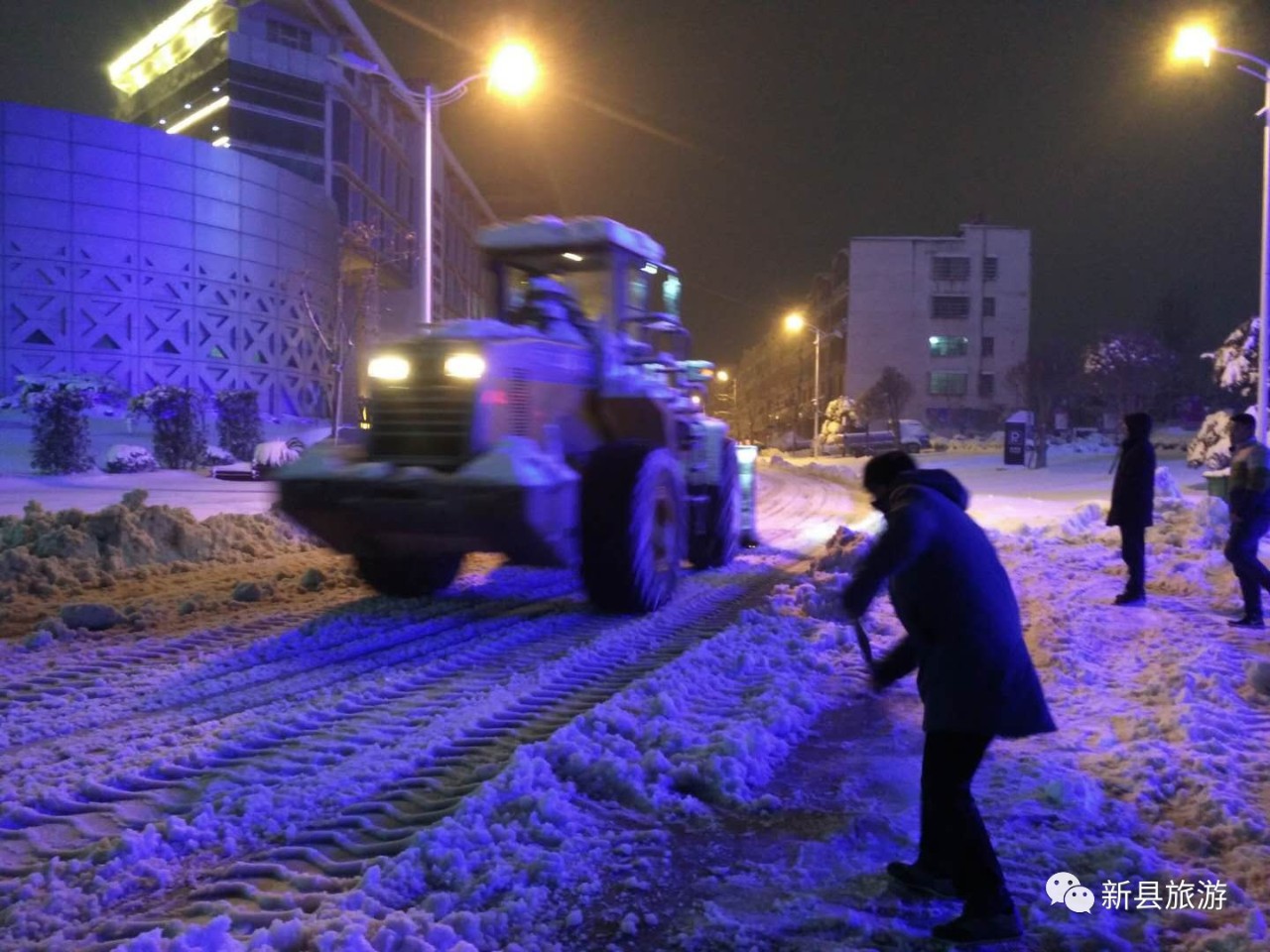 雪花赞美词,雪花飘飘北风萧萧