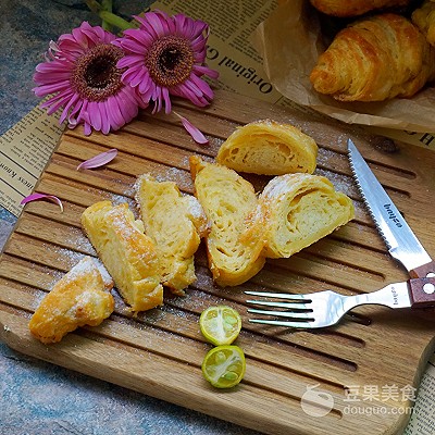 意大利羊角起酥面包,丹麦起酥牛角面包的做法