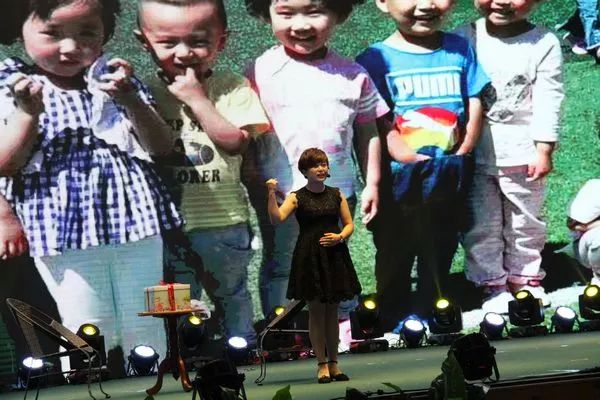 给警察发自拍,发警察服自拍照文案