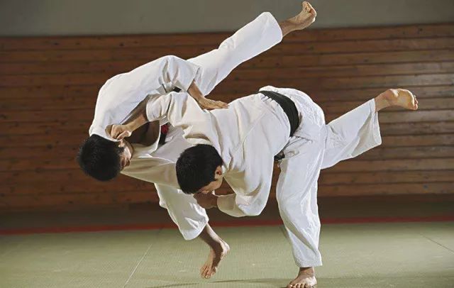 体育中心冬季训练,体育训练中心进度