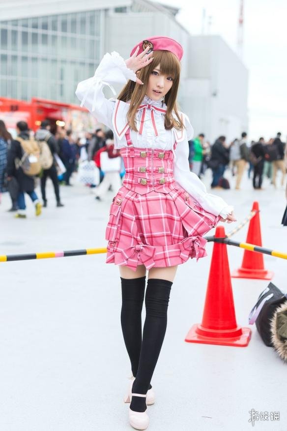 11区漫展C93海量萌妹COS图集黑丝御姐萝莉各种波涛胸涌！