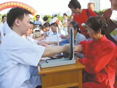 南宁人的幸福生活视频,广西人民的幸福感