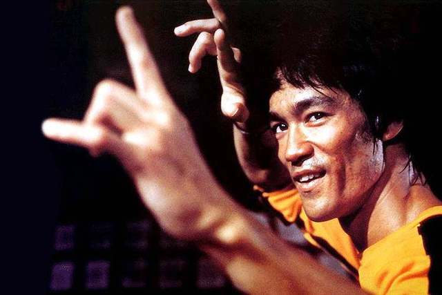 李小龙有多崇拜周星驰,周星驰崇拜李小龙